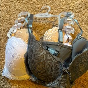 3 Pack women’s bras size 36d